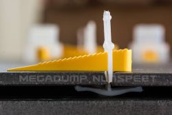 Tegel levelling systeem