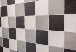 Getrommelde tegels 15 x 15 cm zwart wit grijs mix