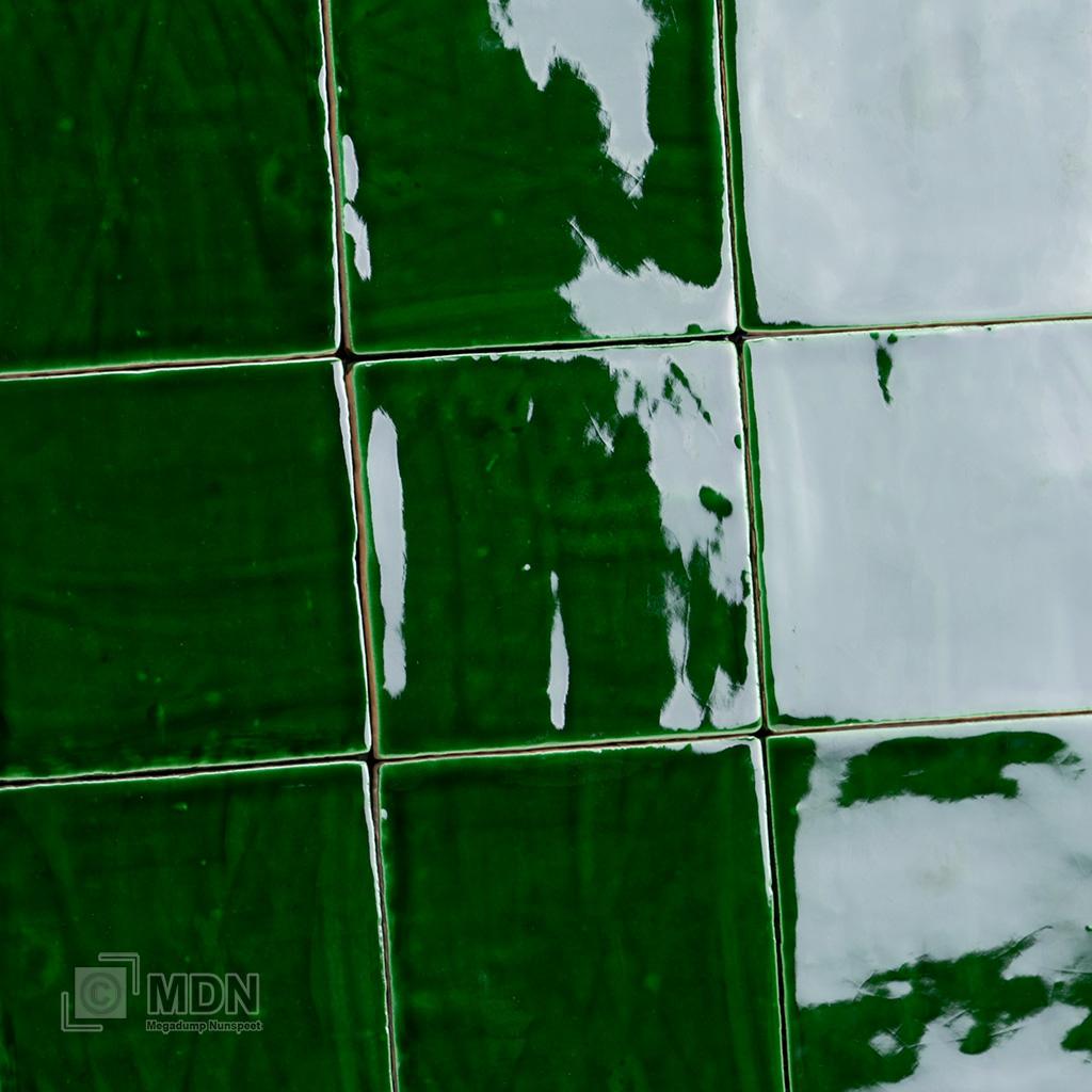 Inferieur grens gids Oud Hollandse handvorm wandtegels donker groen hoogglans 13x13 cm | Megadump