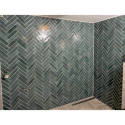 Imperfection handvorm tegels 6x24 cm langwerpig avio groen