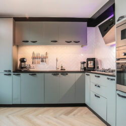 Handvorm keukentegels 7,5 x 30 cm glans wit