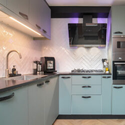 Handvorm keukentegels 7,5 x 30 cm glans wit