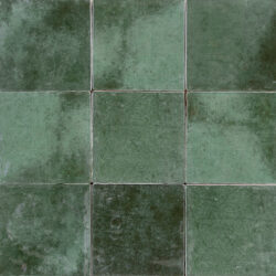 Handvorm tegels met schakering 10x10 Zellige Oscuro groen