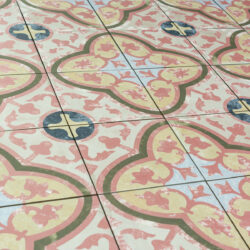 Keramische portugese vintage vloertegels 20x20 roze