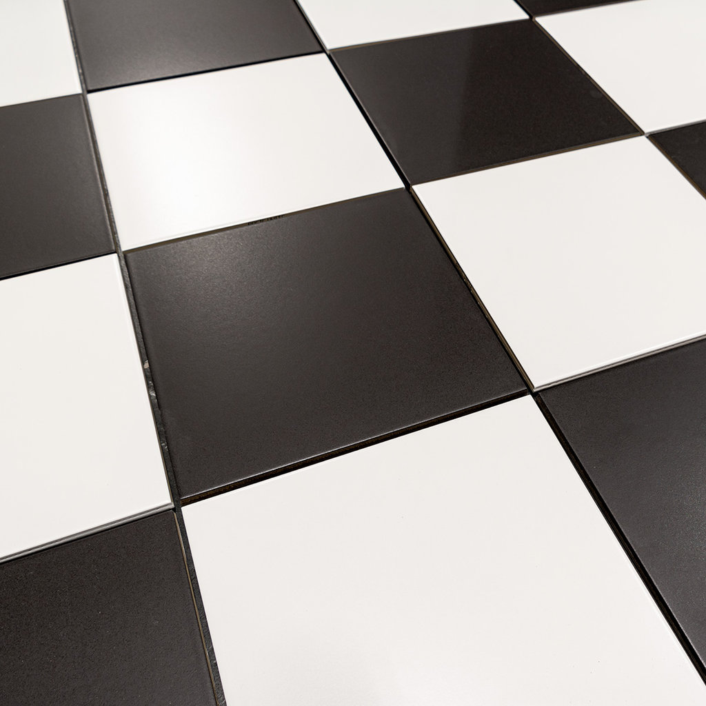 Dambord vloertegels zwart wit 20x20 | keramische schaakbord plavuizen