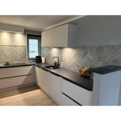 Bricks van Emil Ceramica type Brixen Stone Grey in 7x28 cm