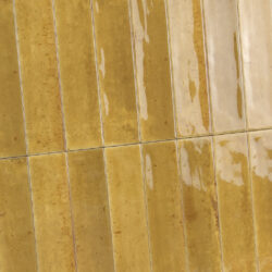 Wandtegels Patagonia Oker 6,5x26 cm langwerpige oker gele handvorm tegels