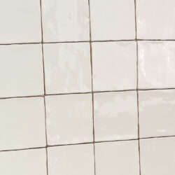 Oud Hollandse handvorm tegeltjes 10x10 ivoor beige