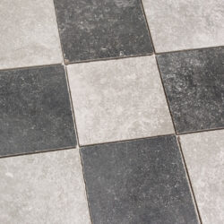 Getrommelde Keramische Dambord Vloertegels hardsteen look – Grijs/Zwart Mix 20x20 cm